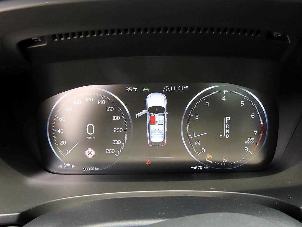 볼보 V90 V90 크로스컨트리 T5 프로 AWD 이미지 9