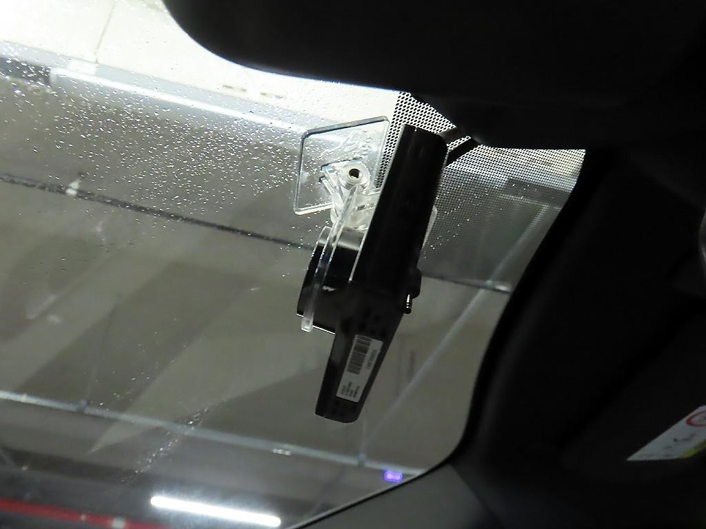 랜드로버 레인지로버 벨라 2.0 D240 R-다이나믹 SE 이미지 14