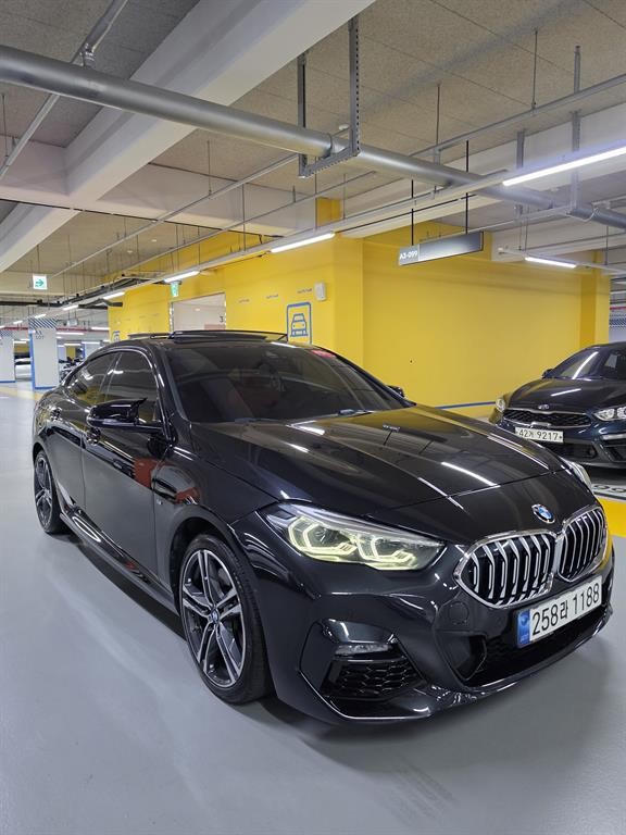 BMW 2시리즈 2시리즈 그란쿠페 (F44) 220i M 스포츠 이미지 3