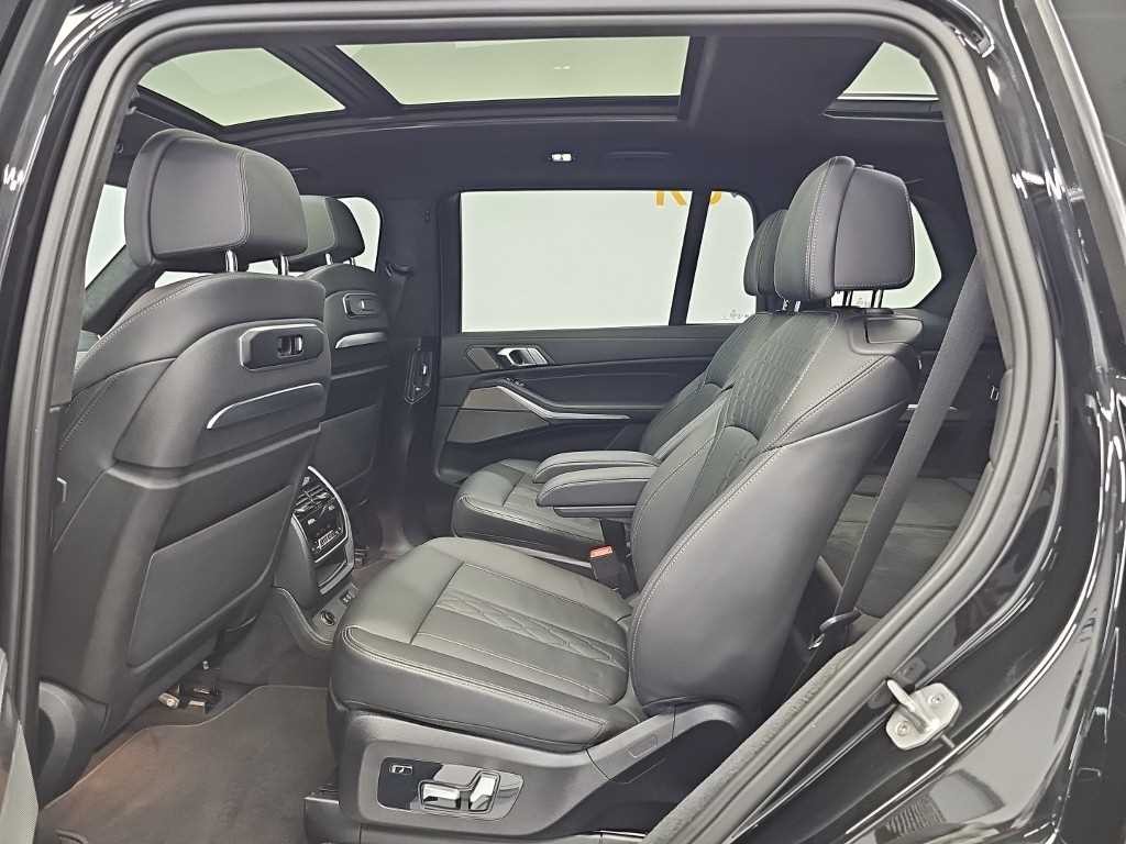 BMW X7 X7 (G07) xDrive 40i 디자인 퓨어 엑셀런스 6인승 이미지 12