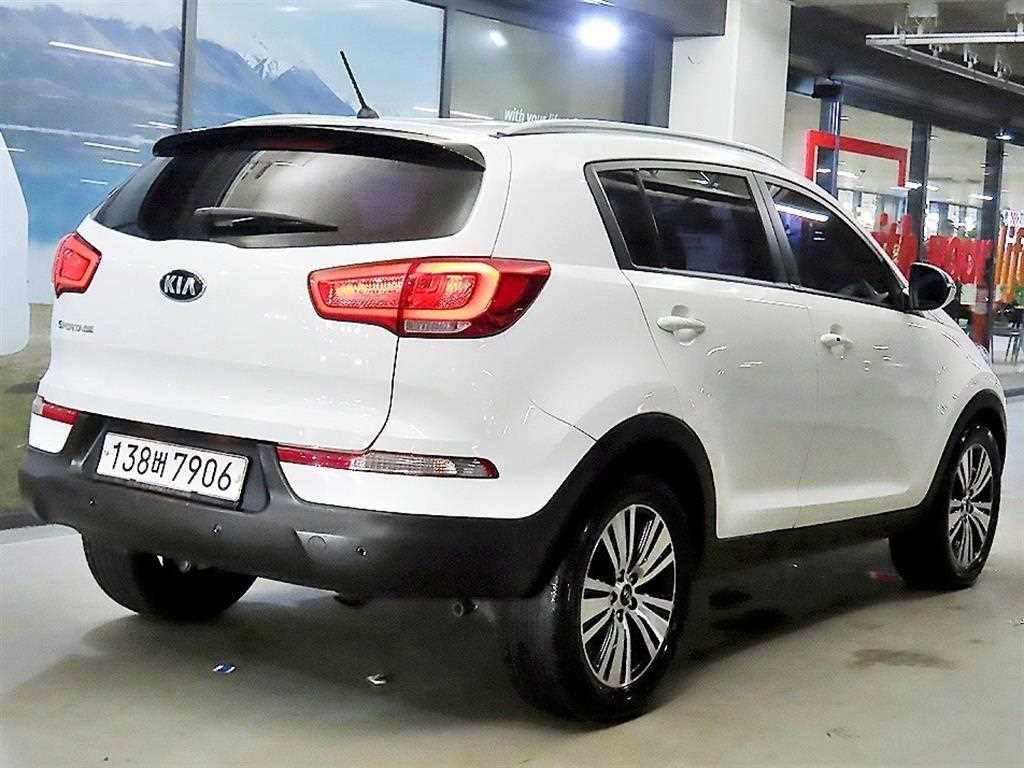 기아 스포티지 더 뉴 스포티지 R 디젤 2WD 트렌디 이미지 4