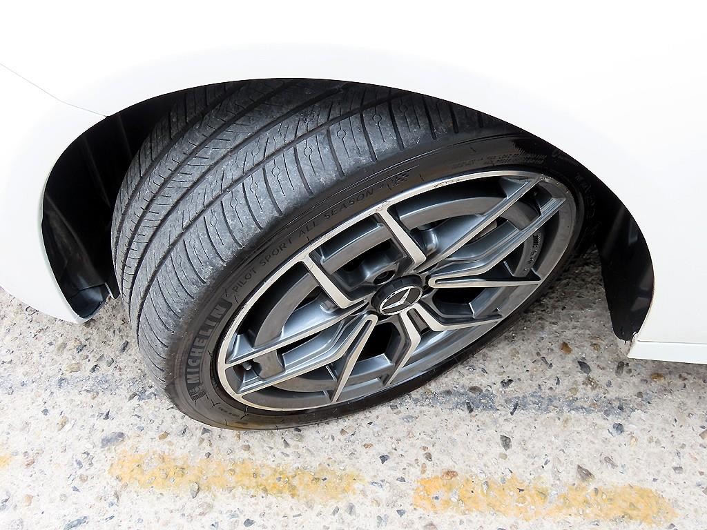 벤츠 E 클래스 E-클래스 W213 E220d 4MATIC AMG라인 이미지 20