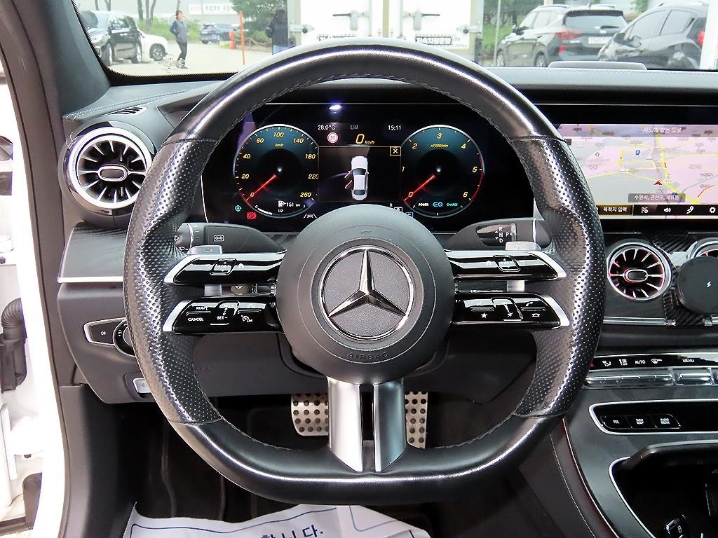 벤츠 E 클래스 E-클래스 W213 E220d 4MATIC AMG라인 이미지 8