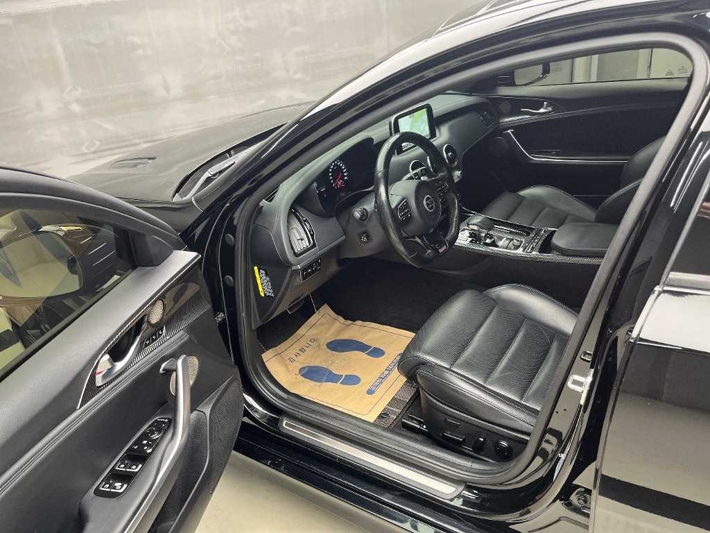 기아 스팅어 가솔린 2.0 터보 AWD 플래티넘 이미지 5