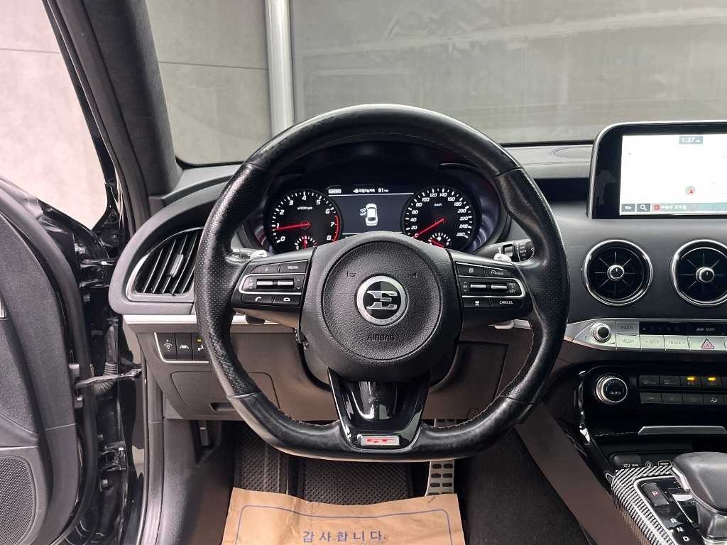 기아 스팅어 가솔린 2.0 터보 AWD 플래티넘 이미지 9