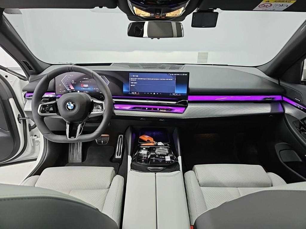 BMW 5시리즈 5시리즈 (G60) 530i xDrive M 스포츠 이미지 6