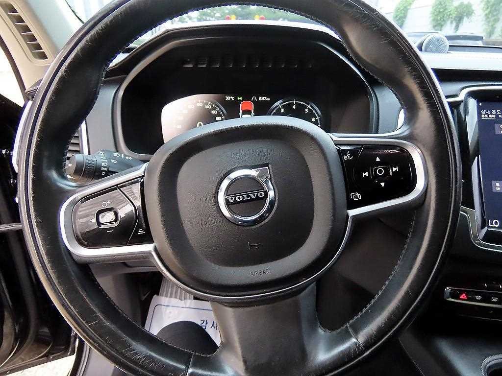 볼보 XC90 XC90 2세대 2.0 T6 AWD 인스크립션 이미지 8
