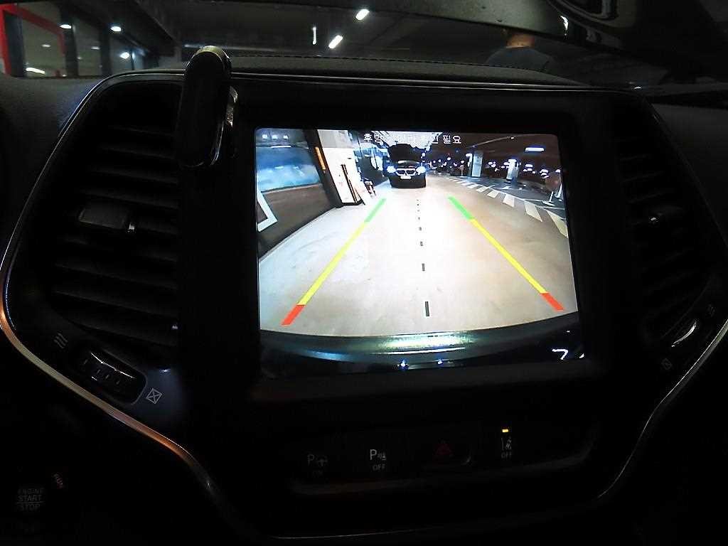 지프 체로키 체로키(KL) 2.4 론지튜드 하이 AWD 이미지 13