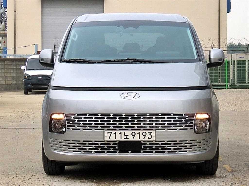 현대 스타리아 4WD 디젤 투어러 모던 11인승 이미지 1