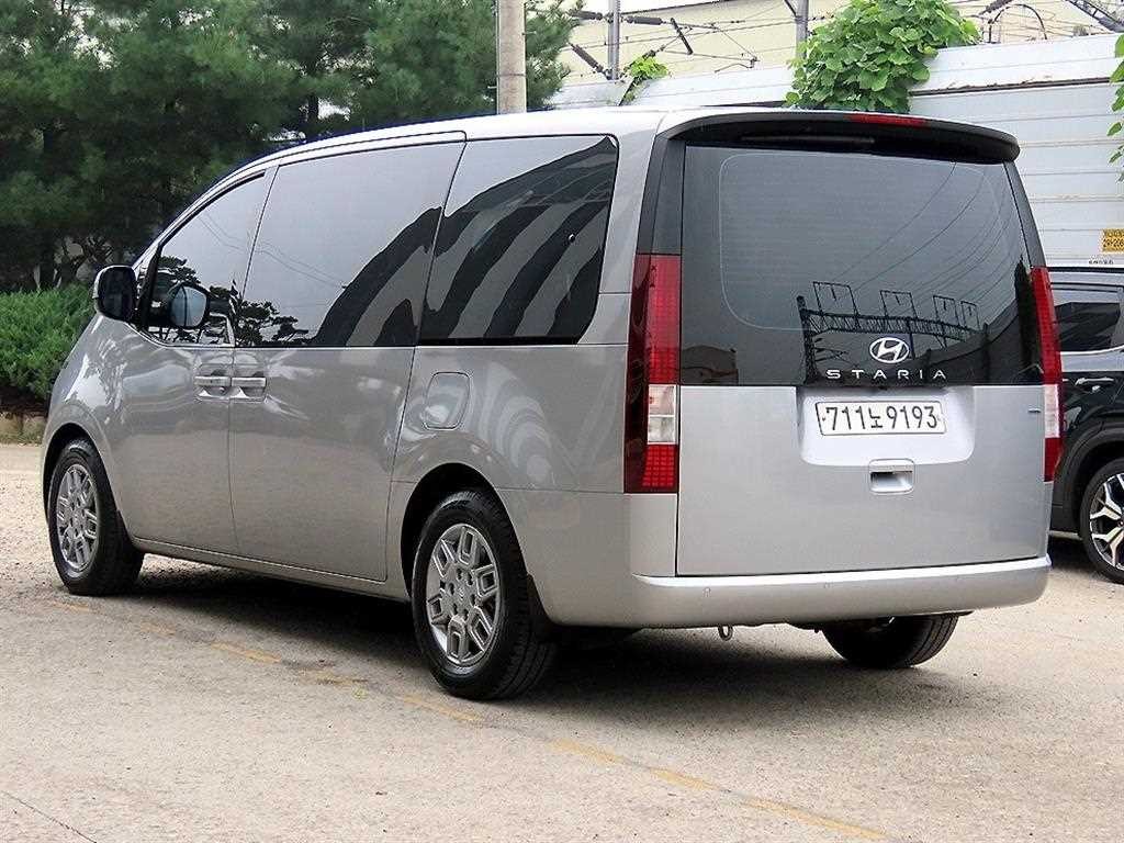 현대 스타리아 4WD 디젤 투어러 모던 11인승 이미지 3