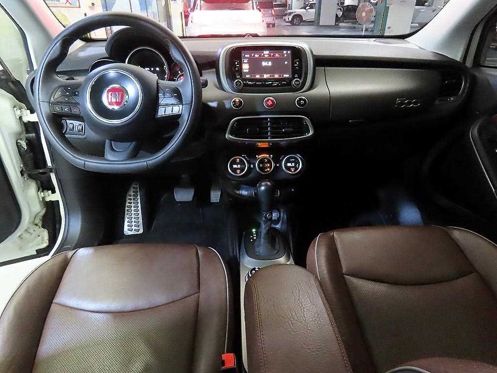 피아트 500X 2.0 디젤 크로스 AWD 이미지 10