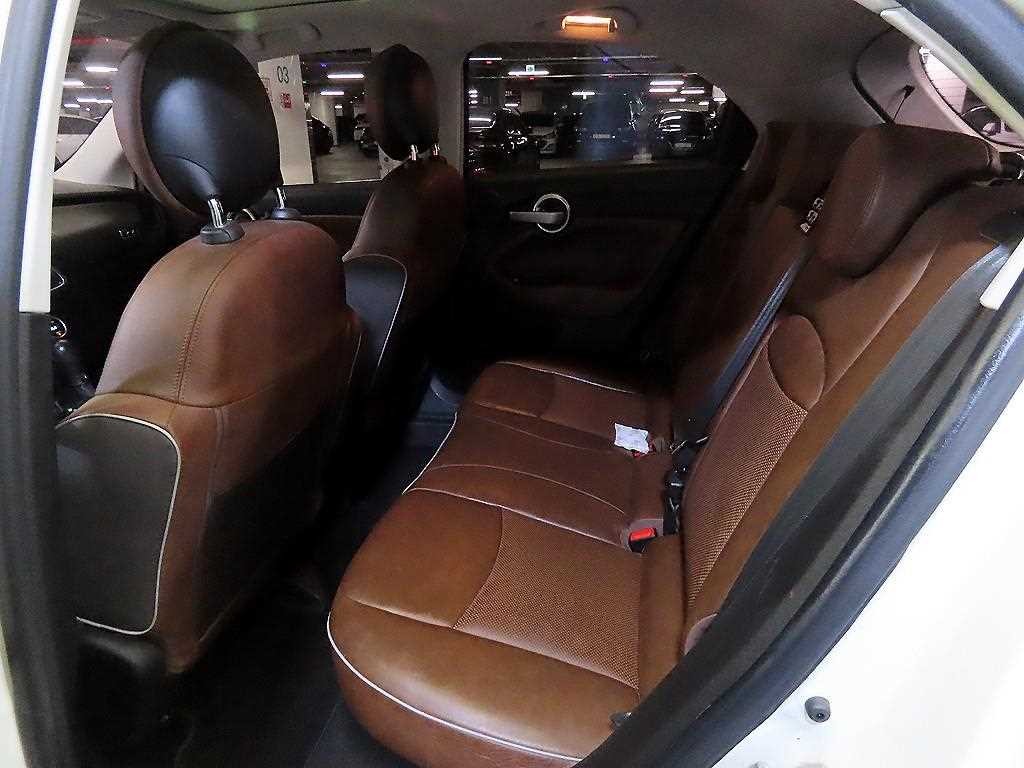 피아트 500X 2.0 디젤 크로스 AWD 이미지 7