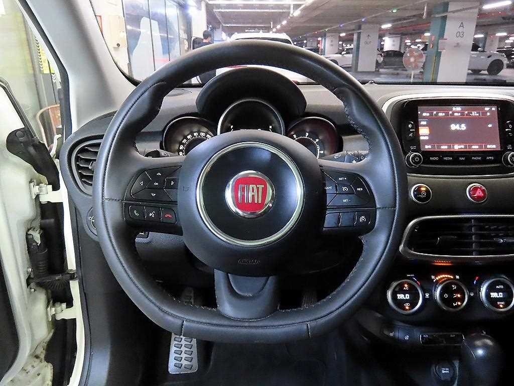 피아트 500X 2.0 디젤 크로스 AWD 이미지 8