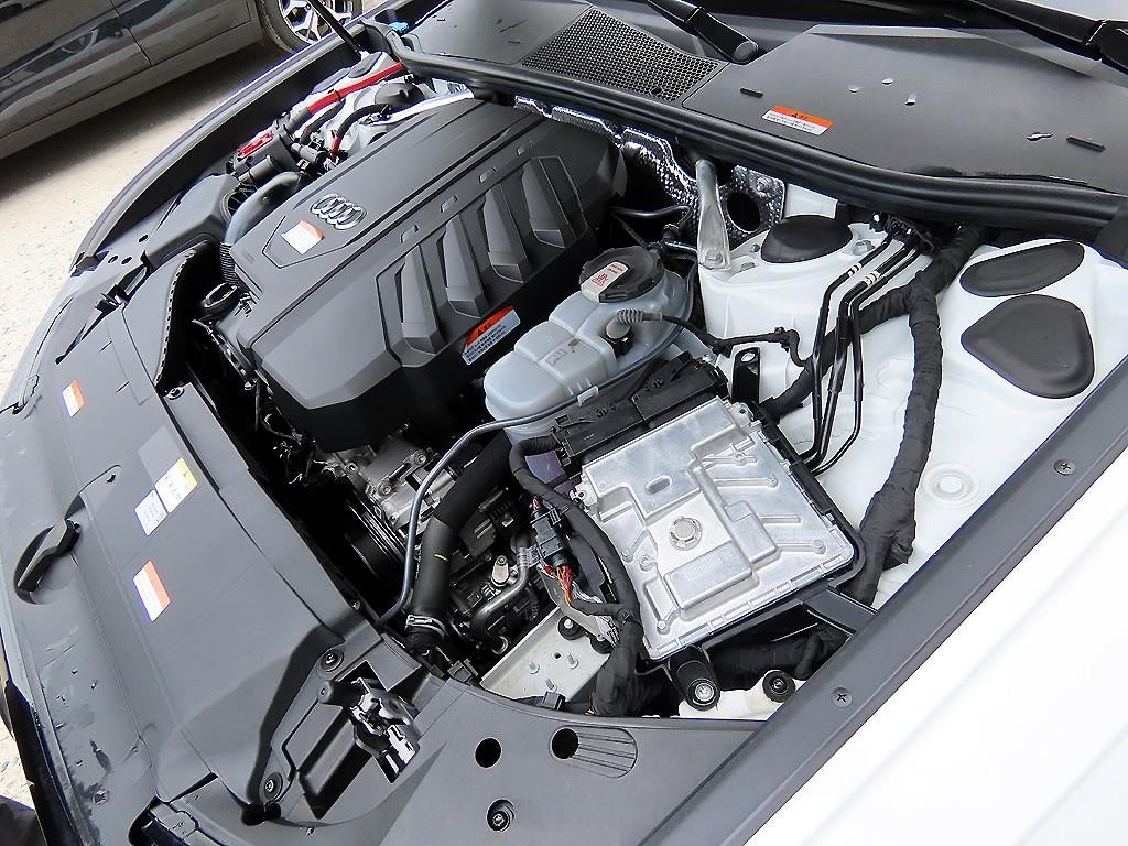아우디 A6 A6 (C8) 45 TFSI 콰트로 프리미엄 이미지 19