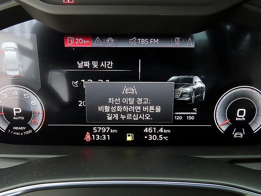 아우디 A6 A6 (C8) 45 TFSI 콰트로 프리미엄 이미지 9