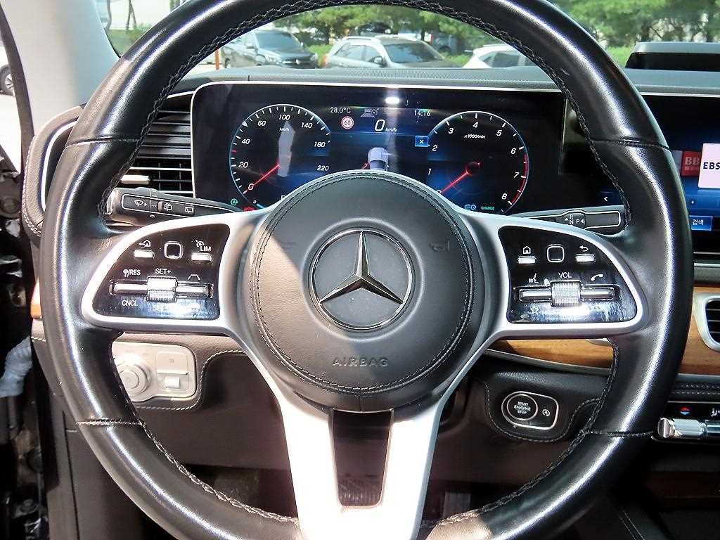 벤츠 GLE 클래스 GLE 클래스 W167 GLE 450 4MATIC 이미지 8