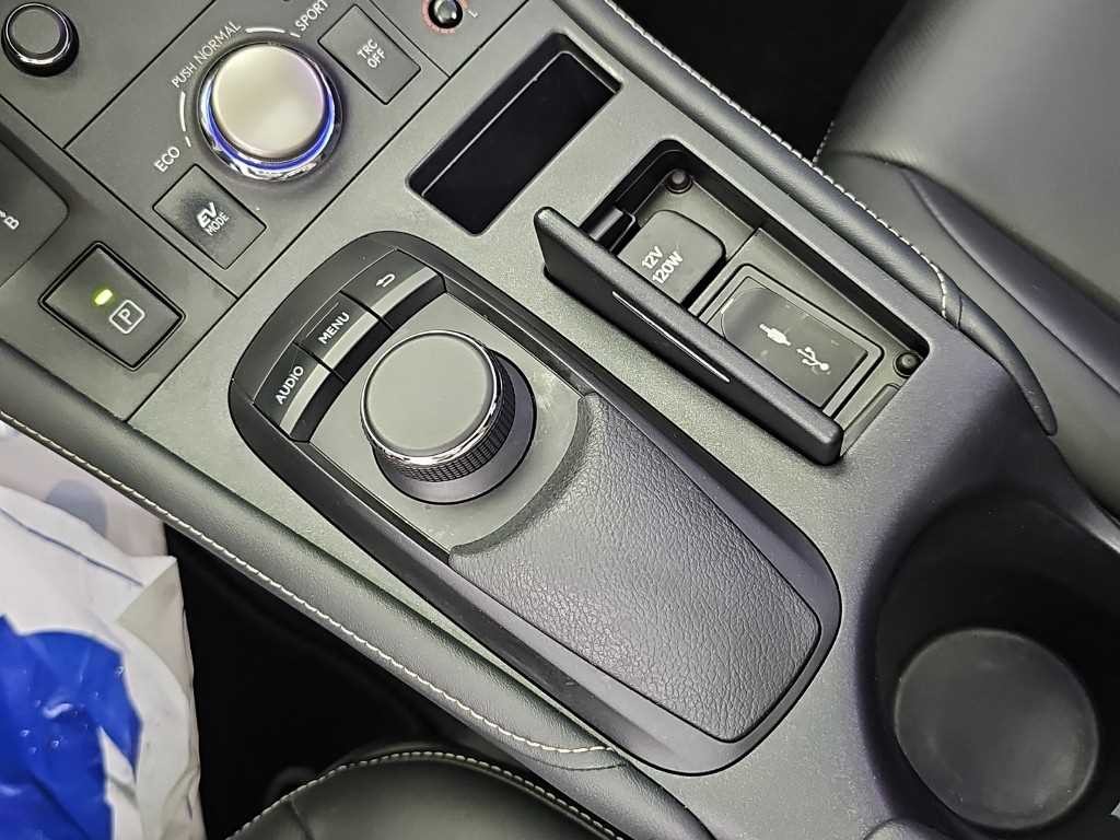 렉서스 CT 뉴CT CT200H 슈프림 이미지 17