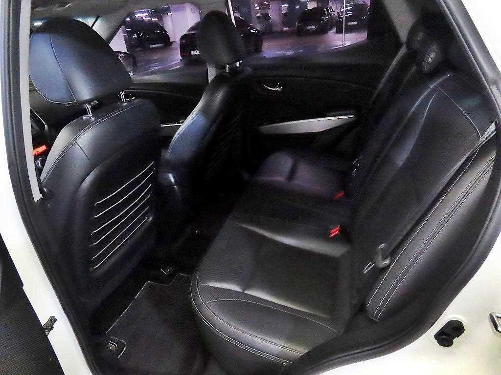 KG모빌리티(쌍용) 티볼리 가솔린 4WD 1.6 LX 고급형 이미지 7