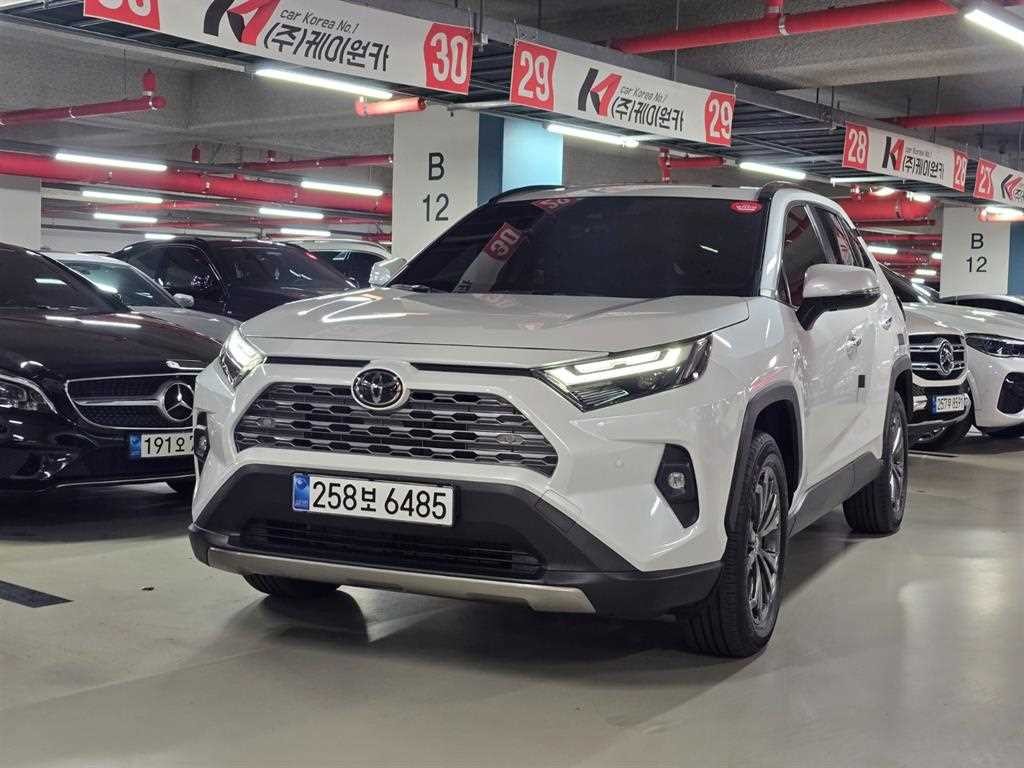토요타 라브4 RAV4(5세대) 2.5 4WD 하이브리드 LTD 이미지 1