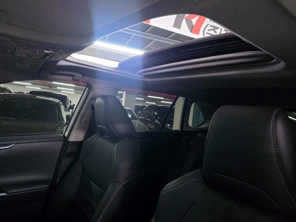 토요타 라브4 RAV4(5세대) 2.5 4WD 하이브리드 LTD 이미지 13