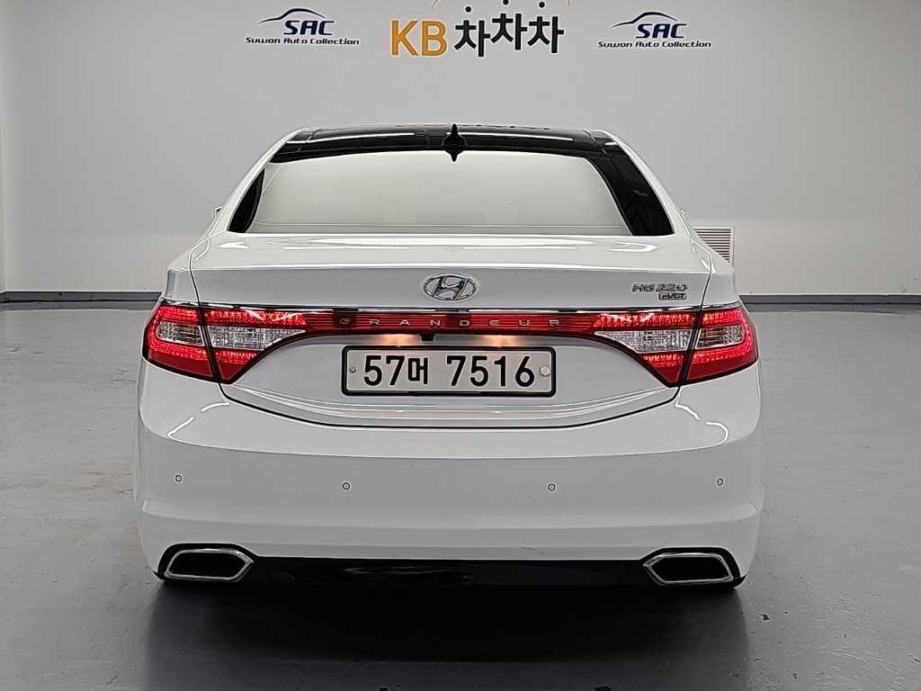 현대 그랜저 그랜저 HG HG220 PREMIUM 이미지 3
