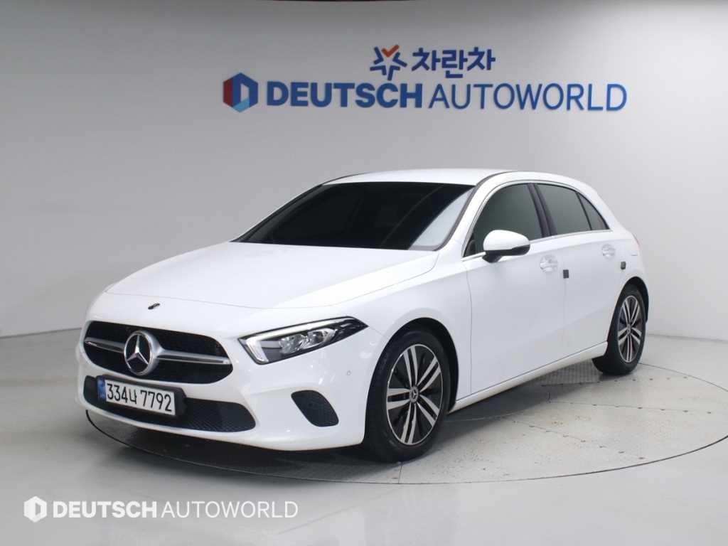 벤츠 A 클래스 A클래스 W177 A220 세단 이미지 1
