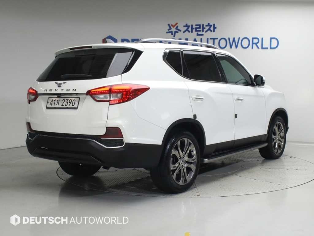 KG모빌리티(쌍용) 렉스턴 G4렉스턴 디젤 2.2 4WD 헤리티지 이미지 2