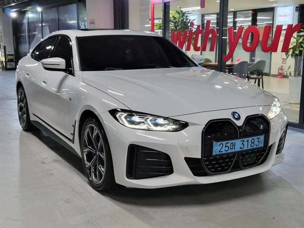 BMW i4 eDrive 40 M 스포츠 프로 이미지 1