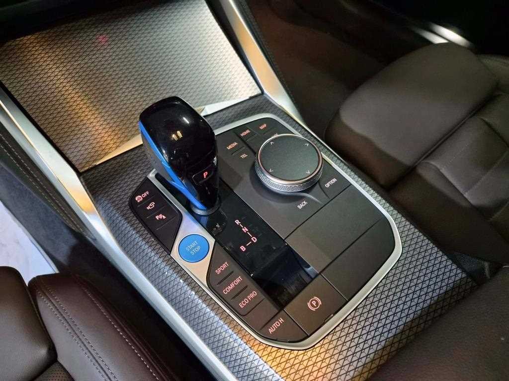 BMW i4 eDrive 40 M 스포츠 프로 이미지 11
