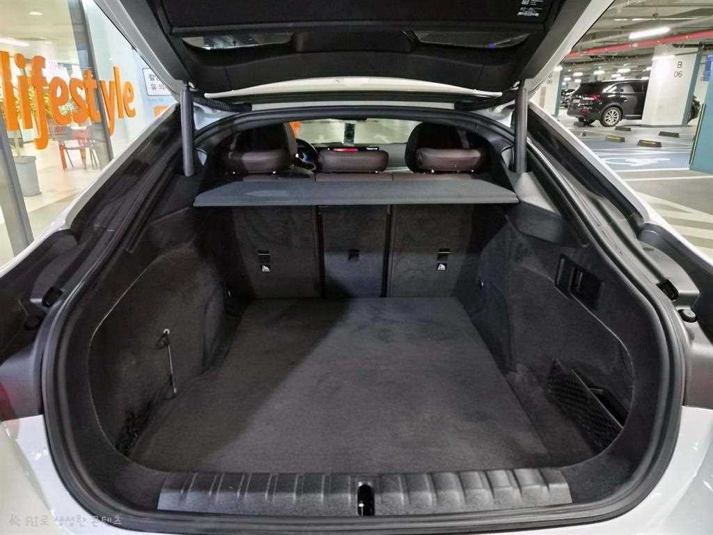 BMW i4 eDrive 40 M 스포츠 프로 이미지 17