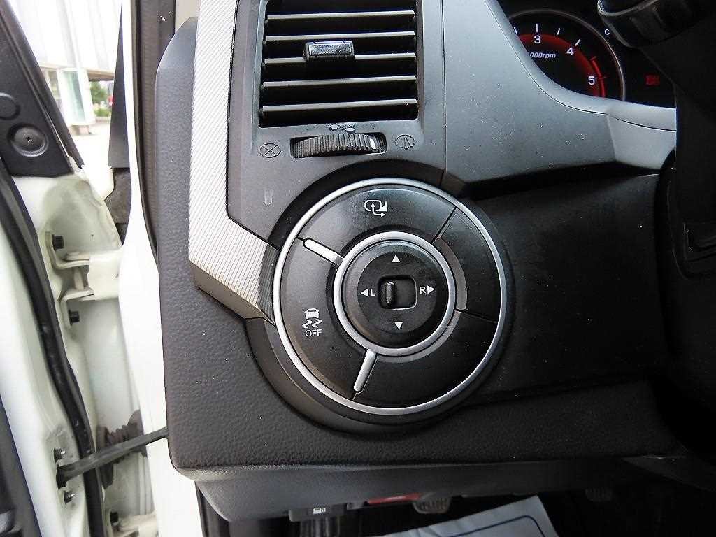 KG모빌리티(쌍용) 코란도 코란도스포츠 디젤 4WD CX7 매니아 이미지 12