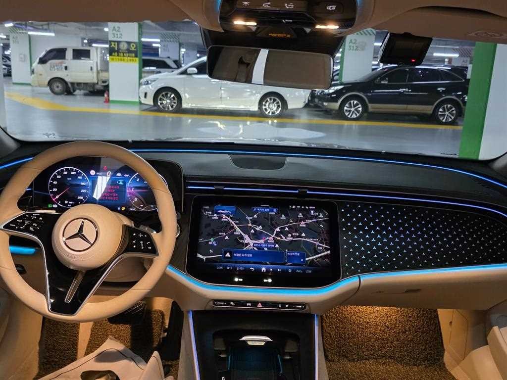 벤츠 E 클래스 E-클래스 W214 E220d 4MATIC 익스클루시브 이미지 11