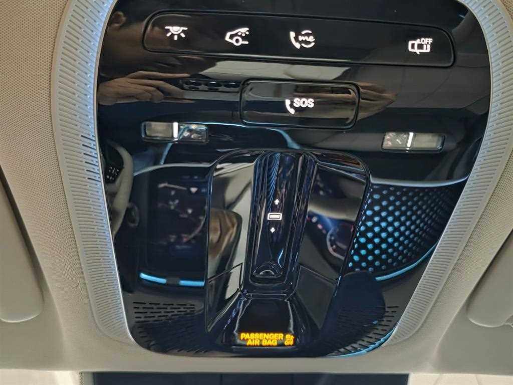 벤츠 E 클래스 E-클래스 W214 E220d 4MATIC 익스클루시브 이미지 16