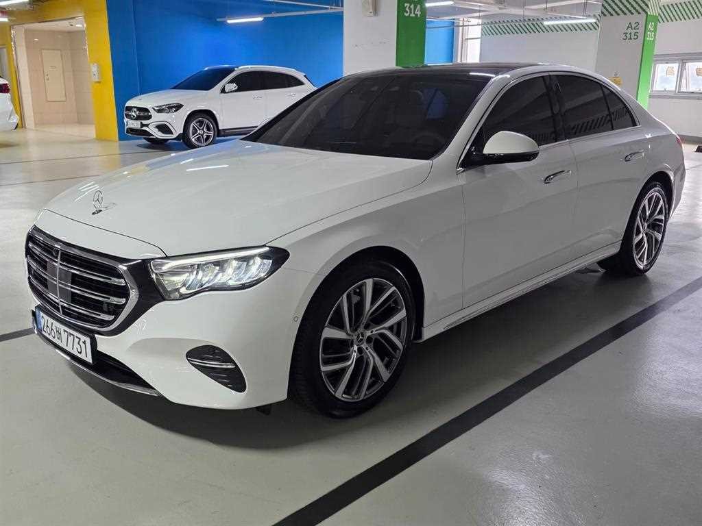 벤츠 E 클래스 E-클래스 W214 E220d 4MATIC 익스클루시브 이미지 4