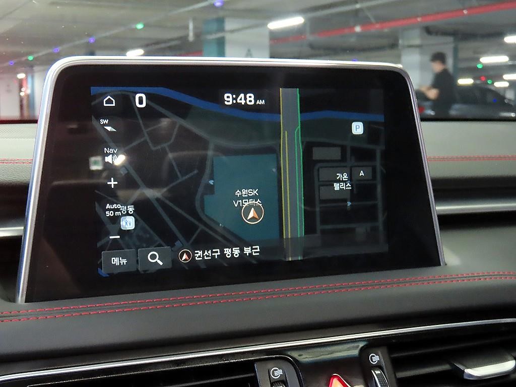 제네시스 G70 2.0T AWD 스포츠 패키지 이미지 13