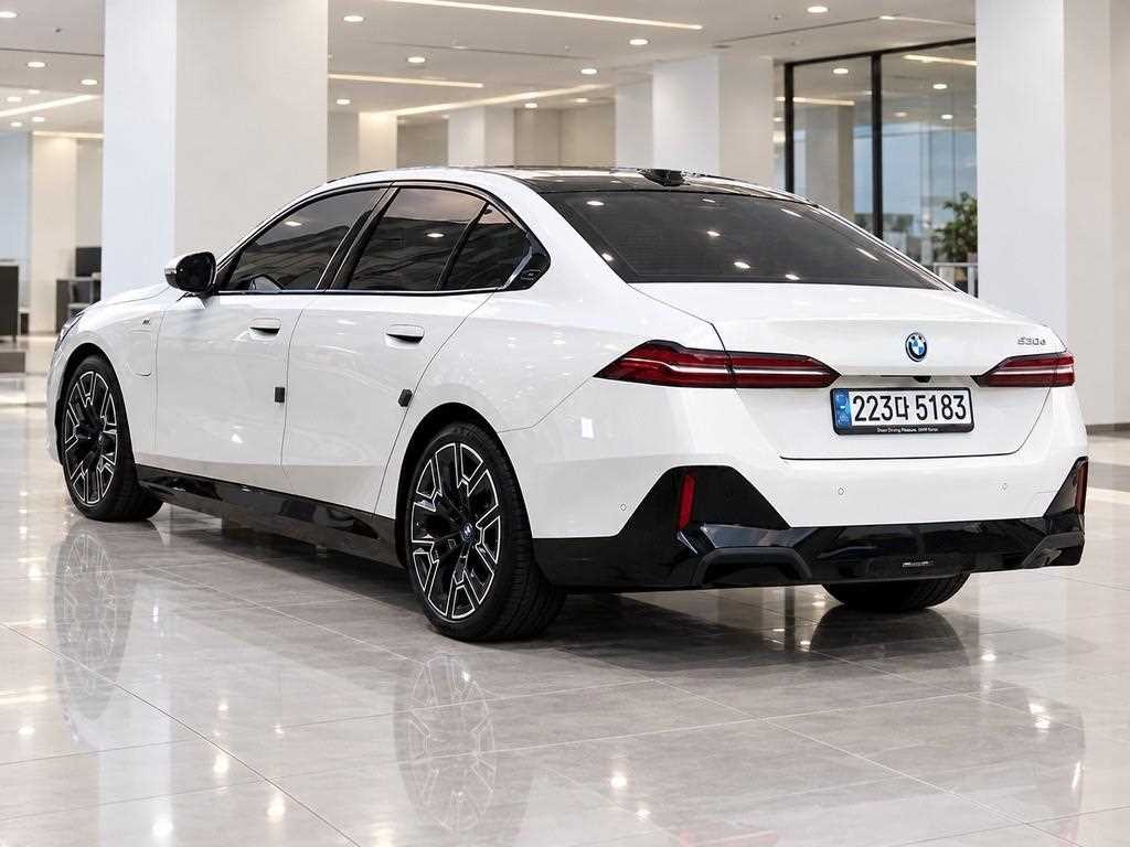 BMW 5시리즈 5시리즈 (G60) 530e M 스포츠 이미지 3