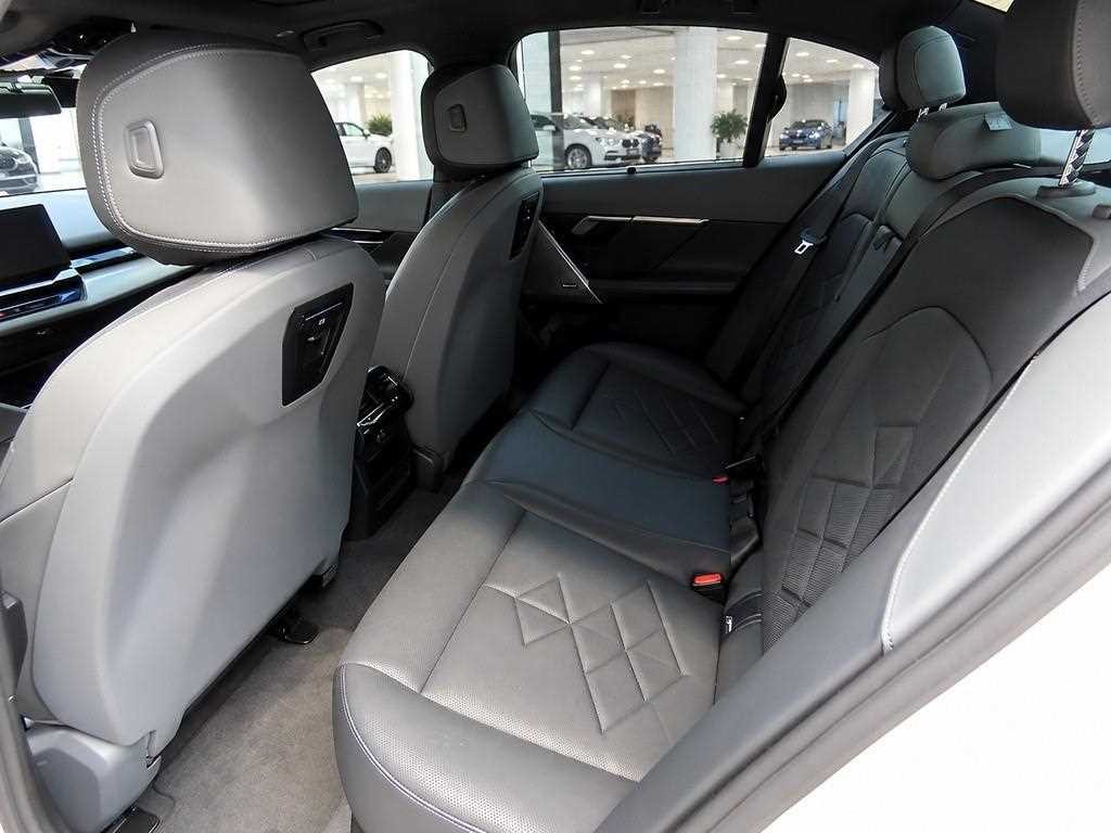 BMW 5시리즈 5시리즈 (G60) 530e M 스포츠 이미지 6