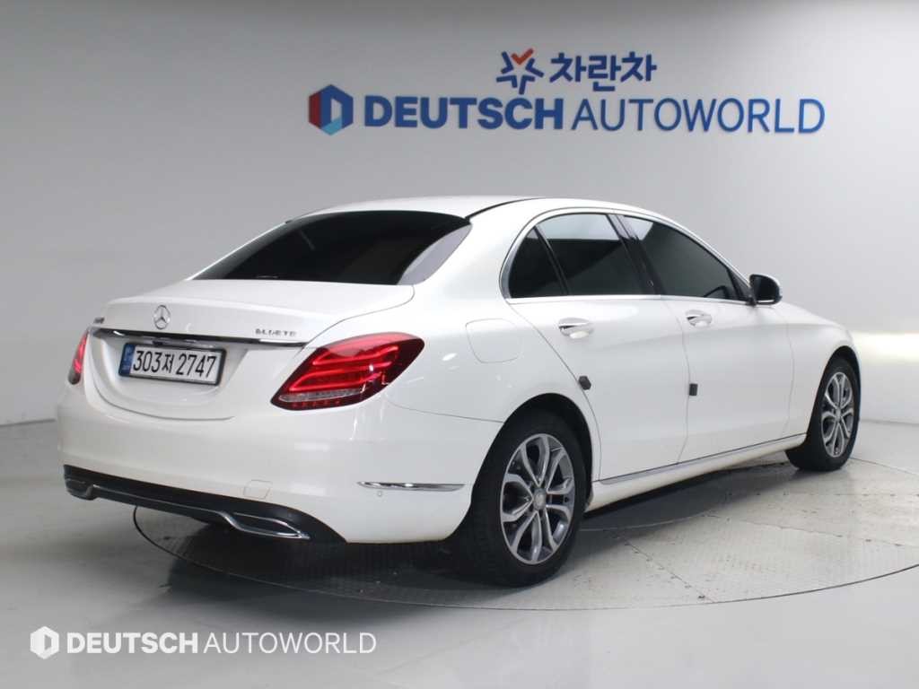 벤츠 C 클래스 C클래스 W205 C220 블루텍 아방가르드 이미지 2