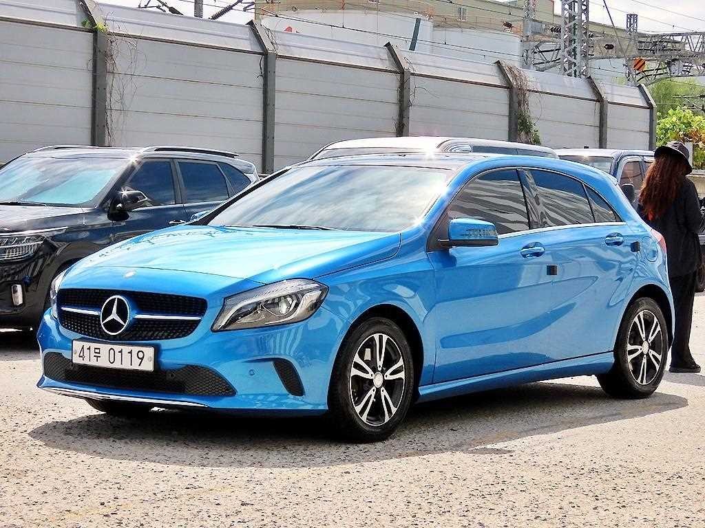 벤츠 A 클래스 A클래스 W176 A200 이미지 2