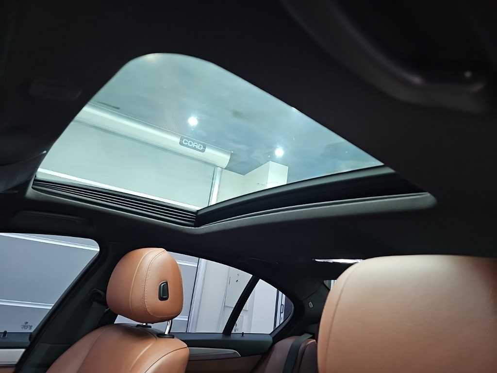 BMW 5시리즈 5시리즈 (F10) M550d xDrive 이미지 14