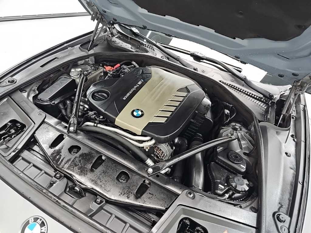 BMW 5시리즈 5시리즈 (F10) M550d xDrive 이미지 5