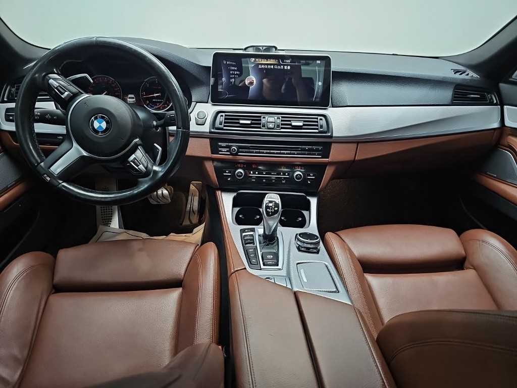 BMW 5시리즈 5시리즈 (F10) M550d xDrive 이미지 7