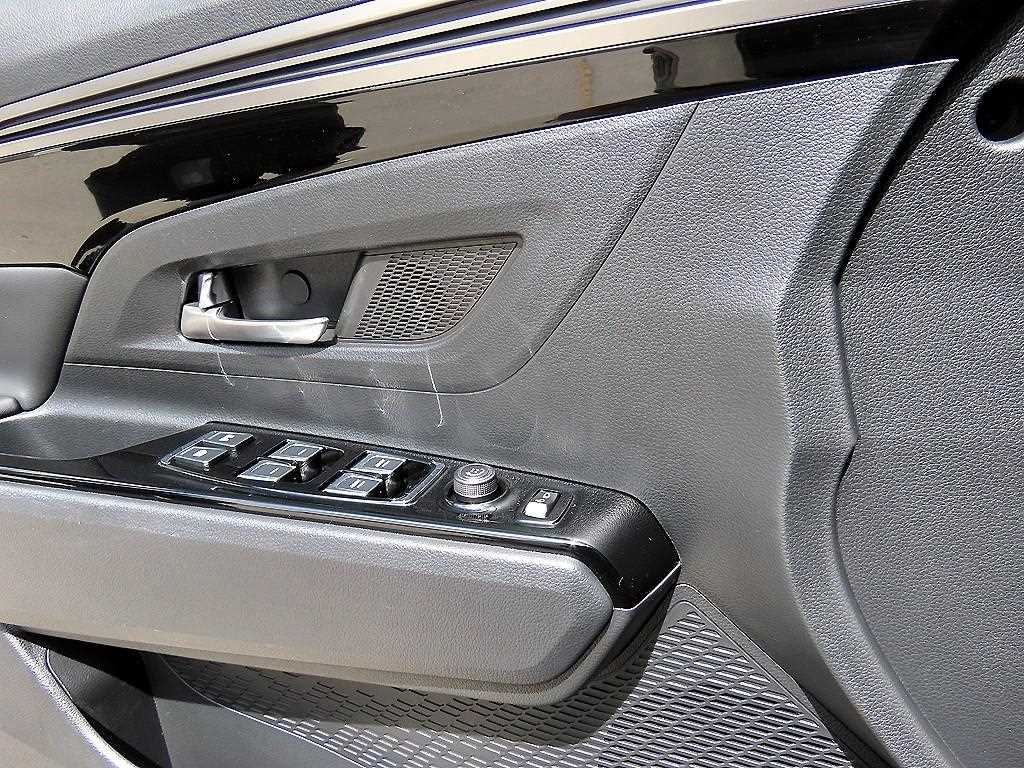 KG모빌리티(쌍용) 코란도 뷰티풀코란도 2WD 가솔린 1.5 C5 이미지 11