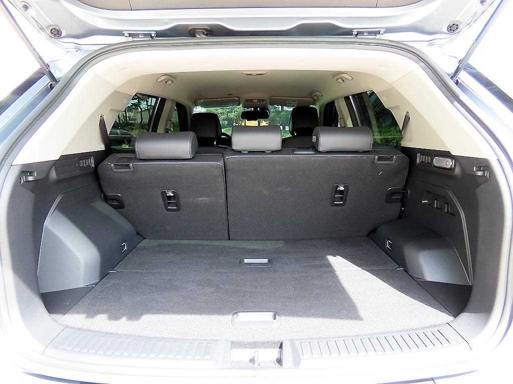 KG모빌리티(쌍용) 코란도 뷰티풀코란도 2WD 가솔린 1.5 C5 이미지 18
