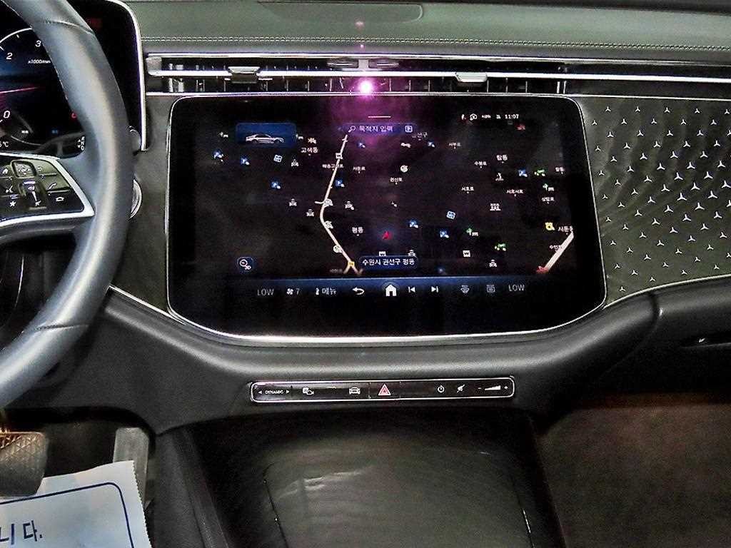 벤츠 E 클래스 E-클래스 W214 E220d 4MATIC 익스클루시브 이미지 11