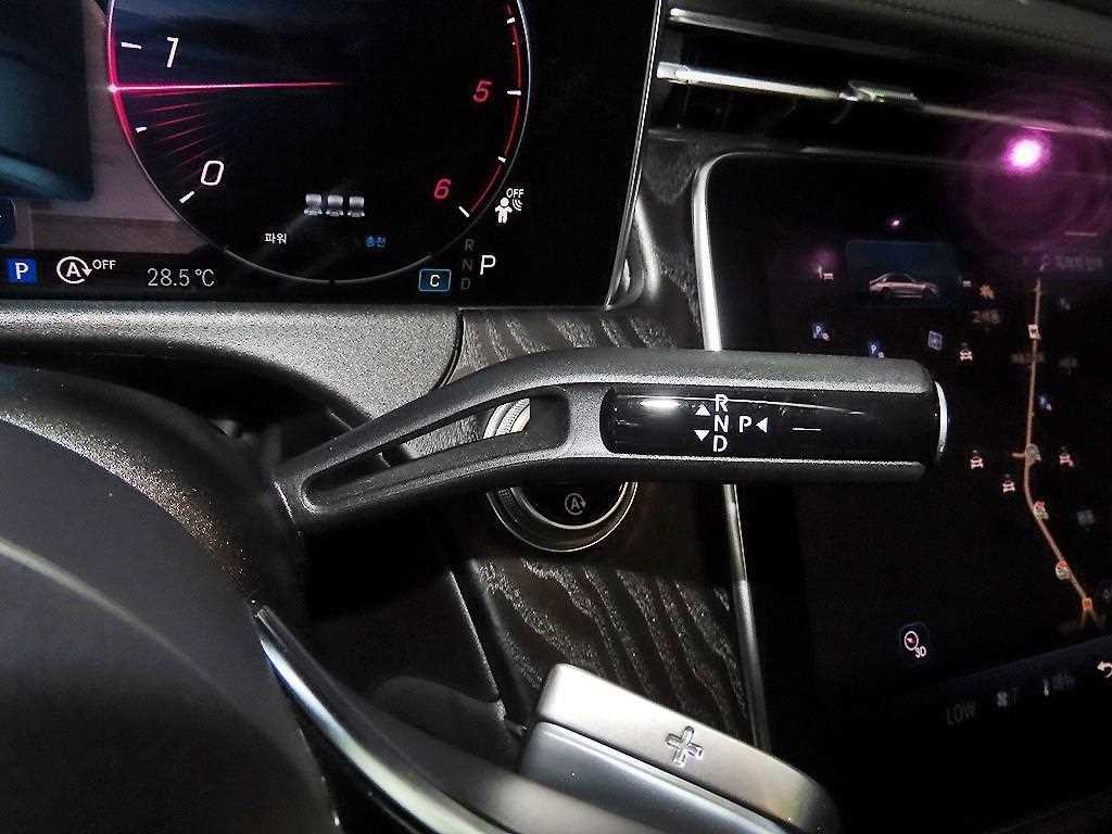 벤츠 E 클래스 E-클래스 W214 E220d 4MATIC 익스클루시브 이미지 12