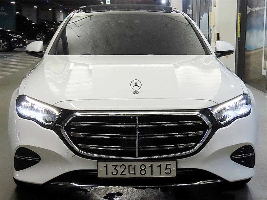 벤츠 E 클래스 E-클래스 W214 E220d 4MATIC 익스클루시브 이미지 2