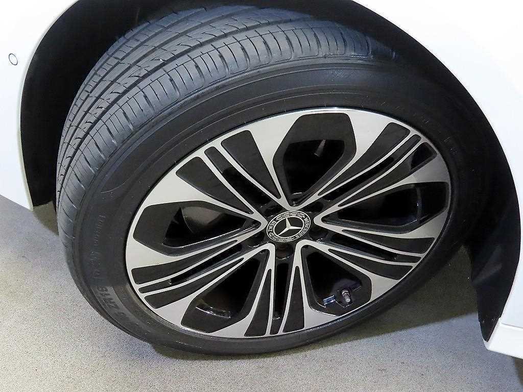 벤츠 E 클래스 E-클래스 W214 E220d 4MATIC 익스클루시브 이미지 20