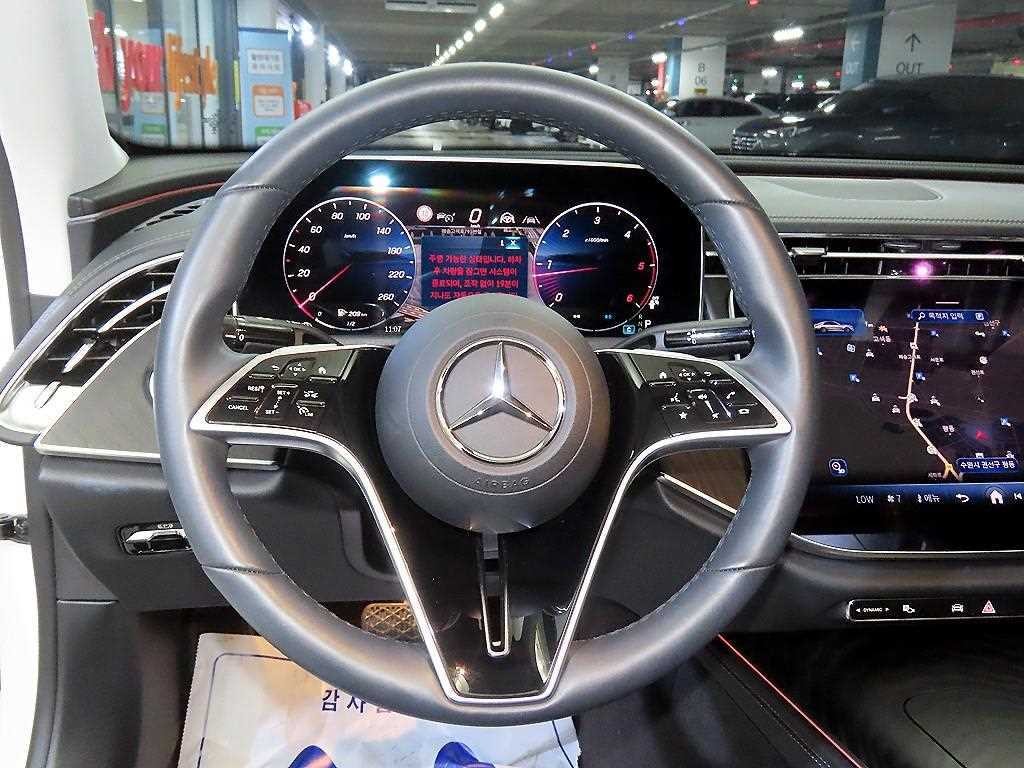 벤츠 E 클래스 E-클래스 W214 E220d 4MATIC 익스클루시브 이미지 8