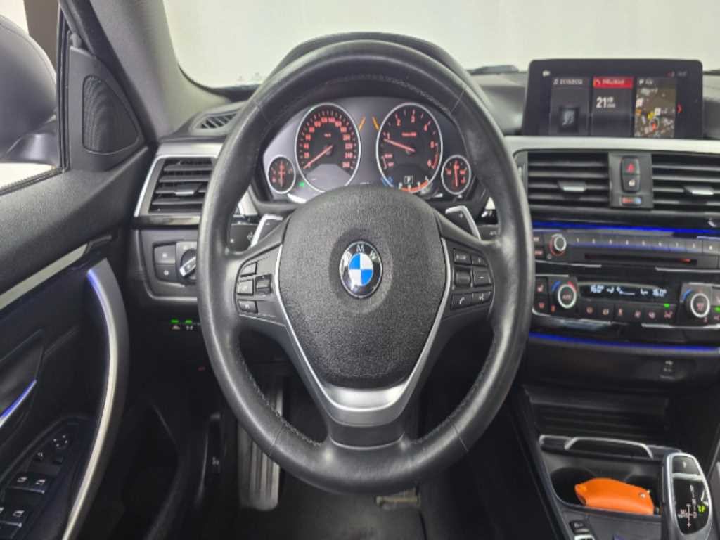 BMW 4시리즈 4시리즈 (F32) 420d 그란쿠페 럭셔리 이미지 11